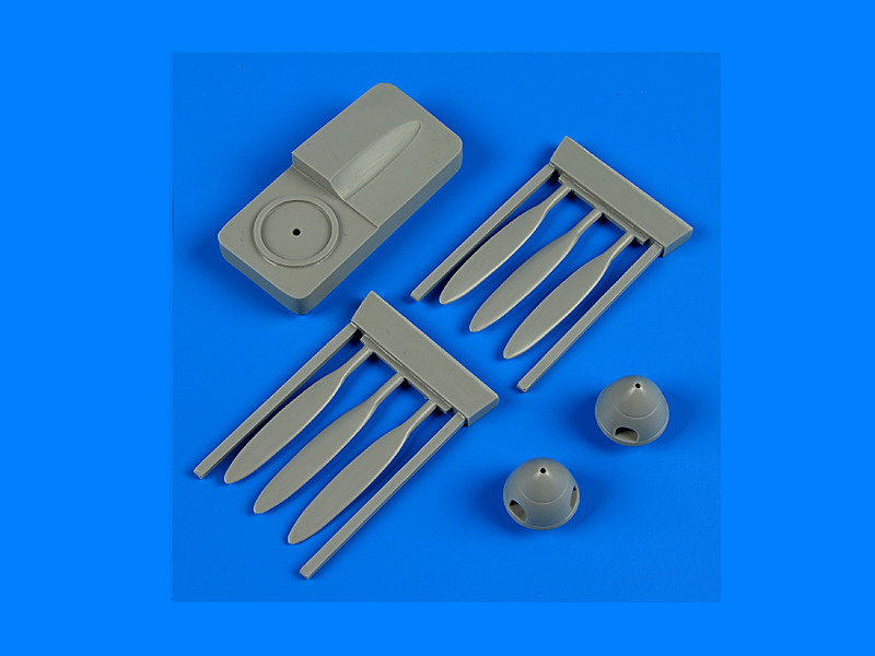 QB72434 Junkers Ju 88A propeller w/tool 1/72